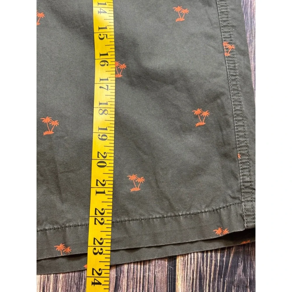 Cargo Supplies Mens Cotton Shorts Size 38 Olive Green Palm Tree Print Tropical